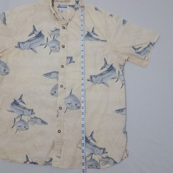 Columbia‎ Men's Medium Shirt Button Up Shirt Sleeve River Lodge Fish Vented - Picture 5 of 8